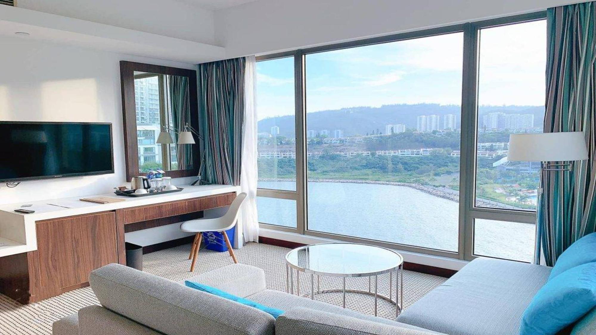 Auberge Discovery Bay Hong Kong Exterior photo