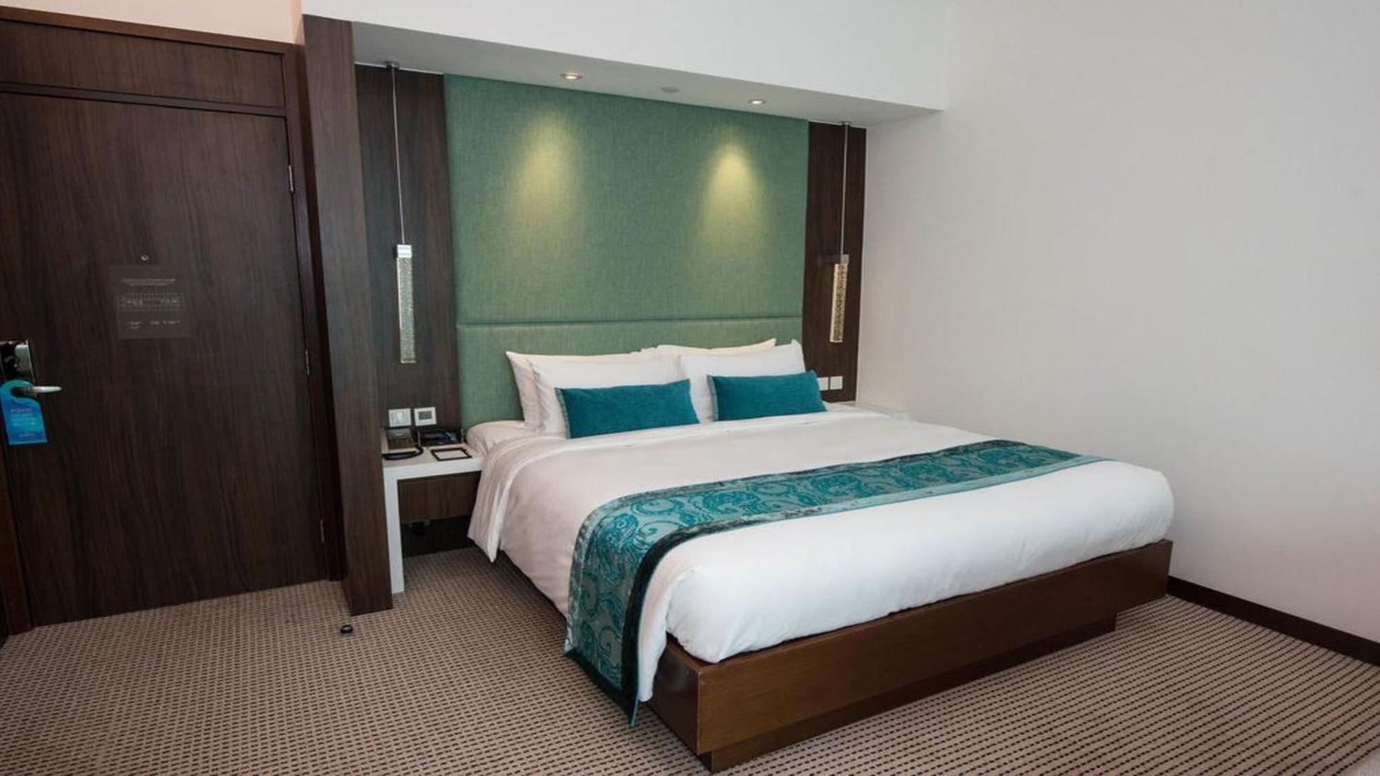Auberge Discovery Bay Hong Kong Room photo